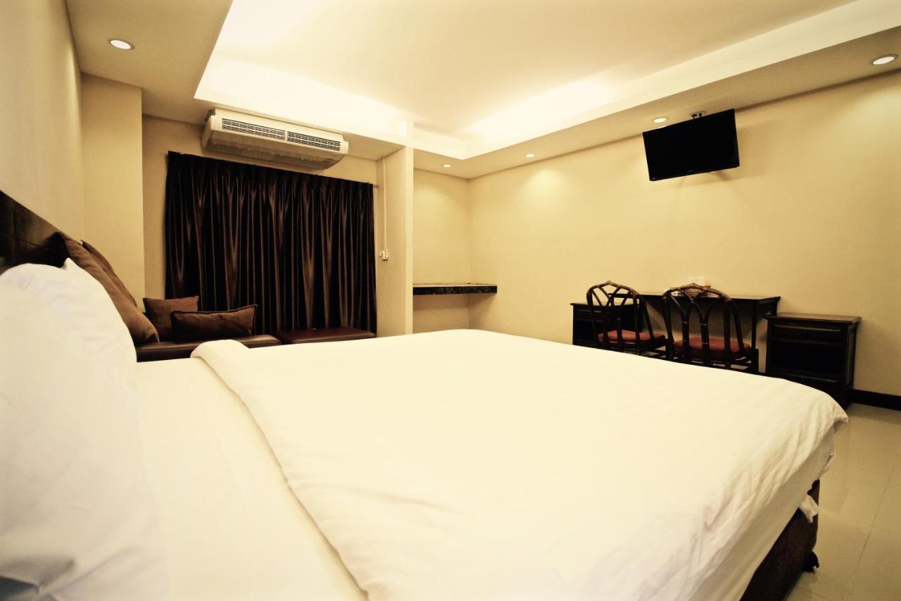 Kkinn South Pattaya Buitenkant foto