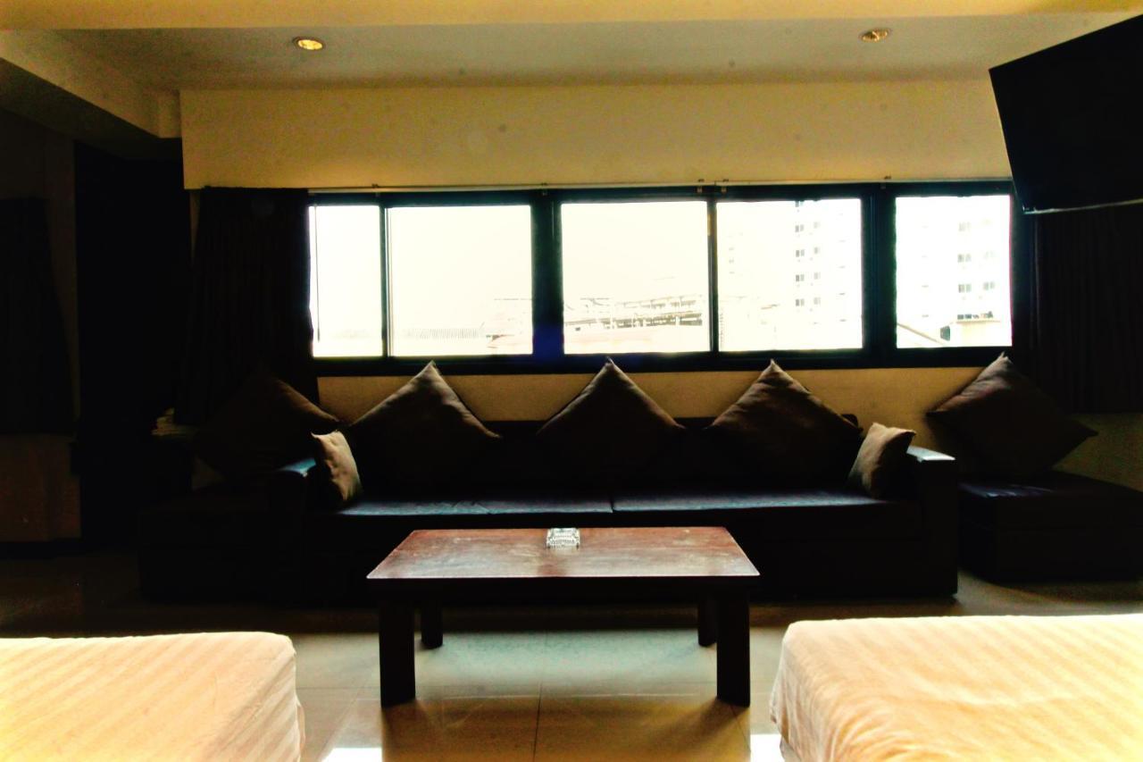 Kkinn South Pattaya Buitenkant foto