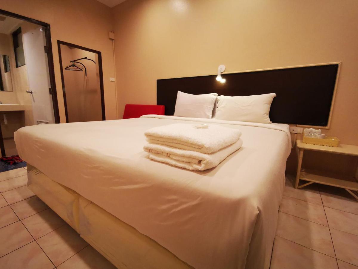Kkinn South Pattaya Buitenkant foto